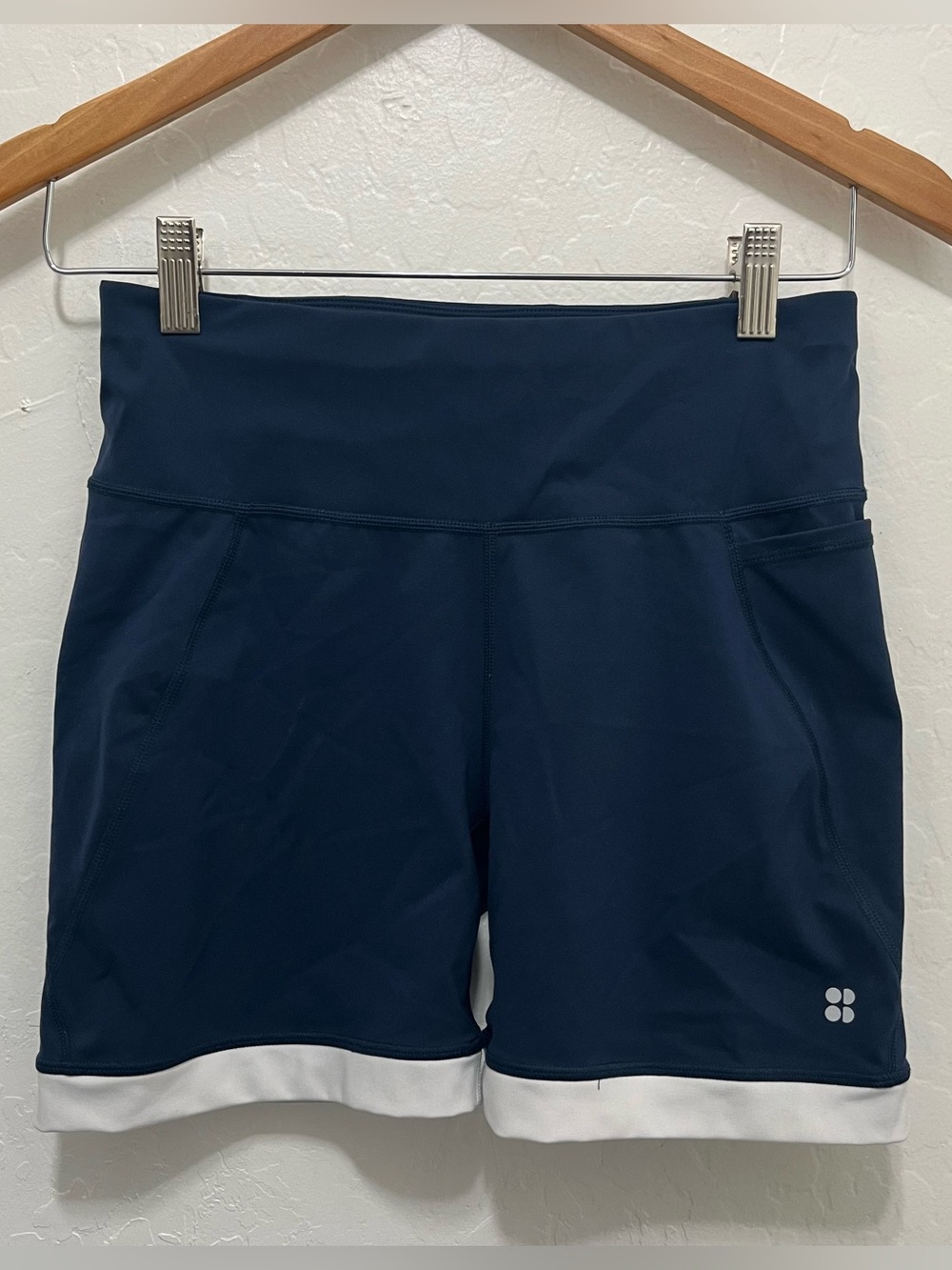Sweaty Betty Power 6" colorblock biker shorts in navy Size 6